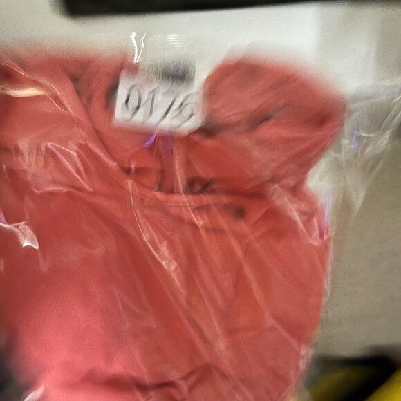 Artisans Womens Coral Hooded Long-Sleeve T-Shirt With Sunriver Resort Oregon Log - Picture 5 of 5